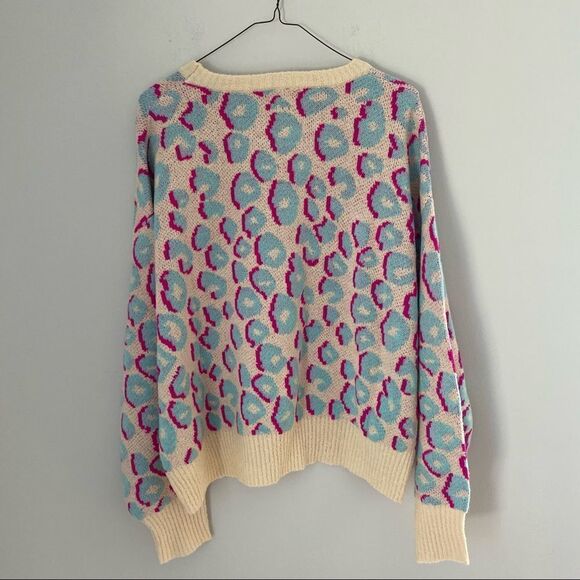 Pink Lily Women’s Long Sleeve Crew Neck Knit Sweater - Picture 3 of 3